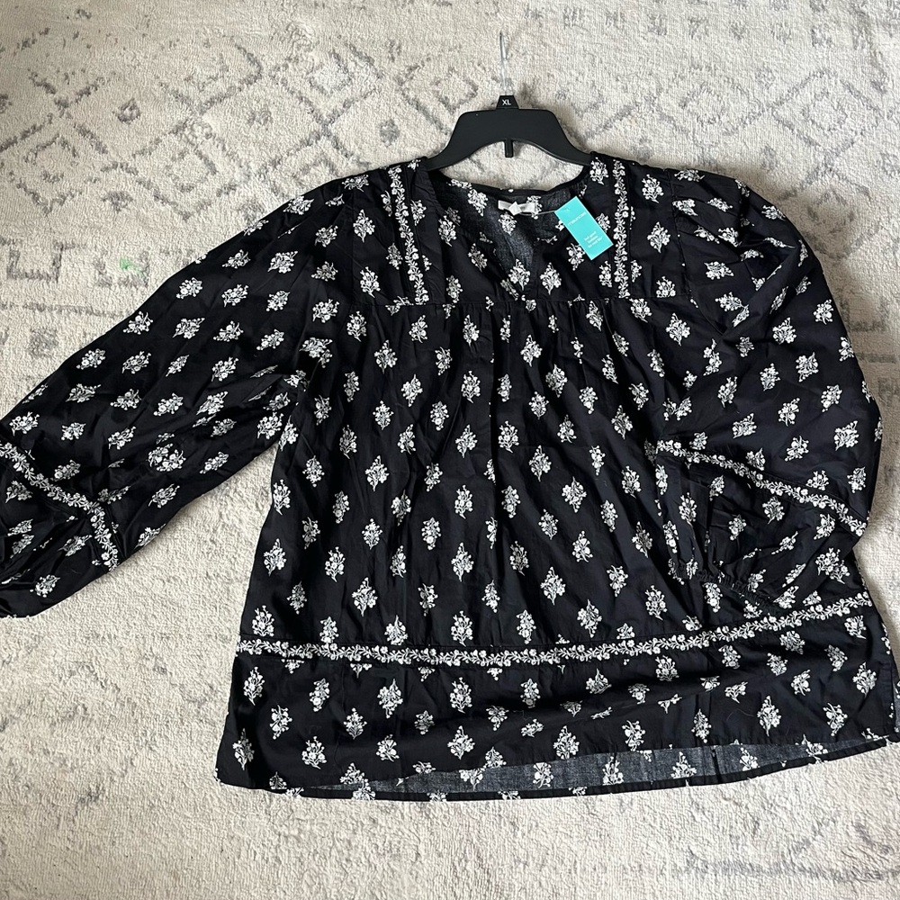 Black with White Lightweight  Women's Top